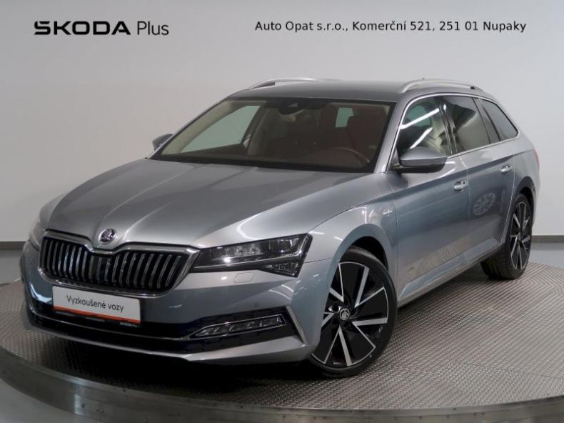 Škoda Superb - hlavní foto