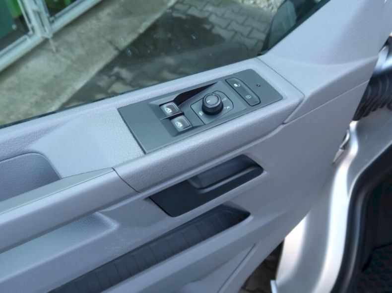 Volkswagen Transporter - hlavní fotka