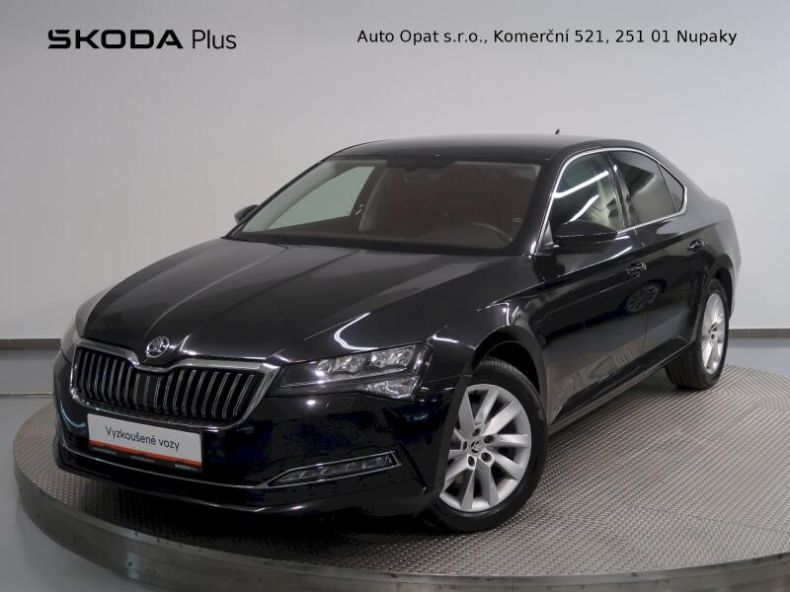 Škoda Superb - hlavní foto