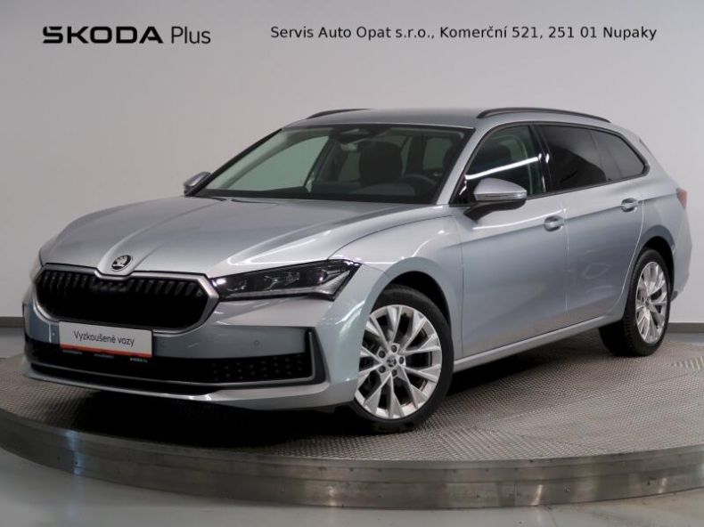 Škoda Superb - hlavní foto