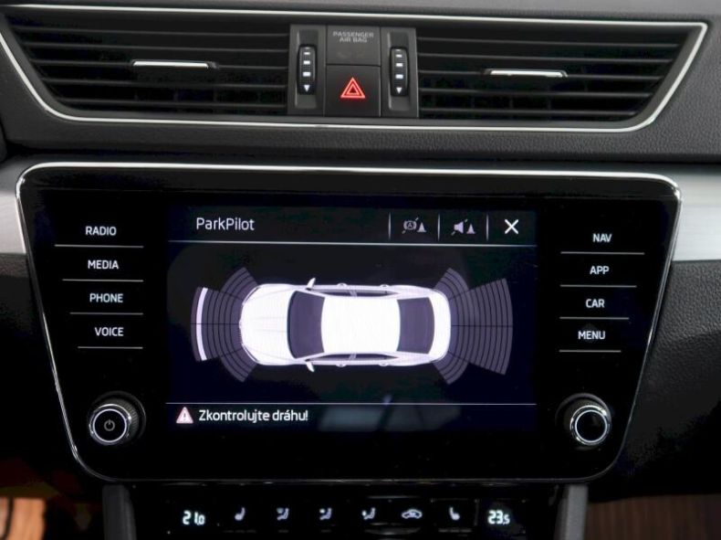 Škoda Superb - hlavní fotka