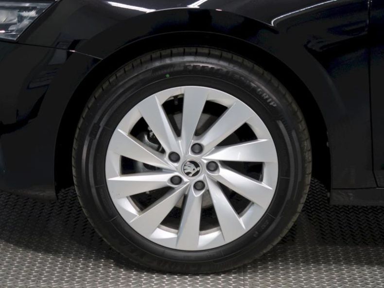 Škoda Octavia - hlavní fotka