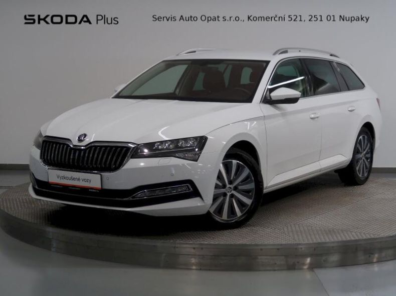 Škoda Superb - hlavní foto