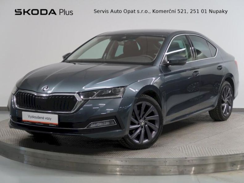 Škoda Octavia - hlavní fotka