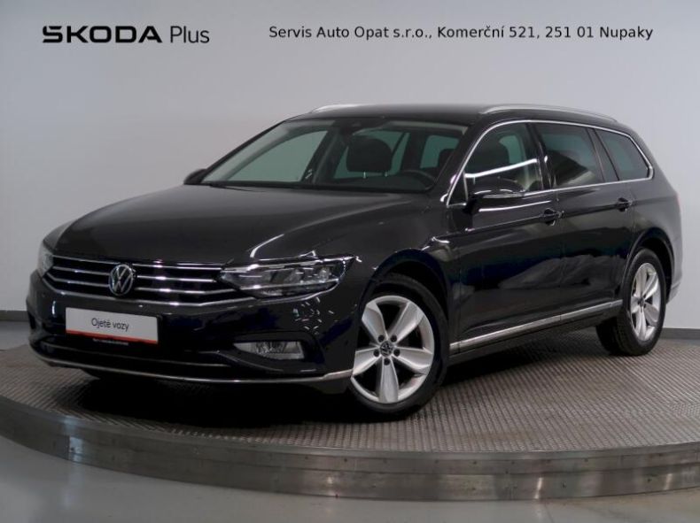 Volkswagen Passat - hlavní foto