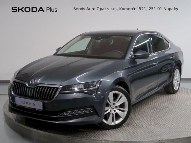 Škoda Superb - hlavní foto