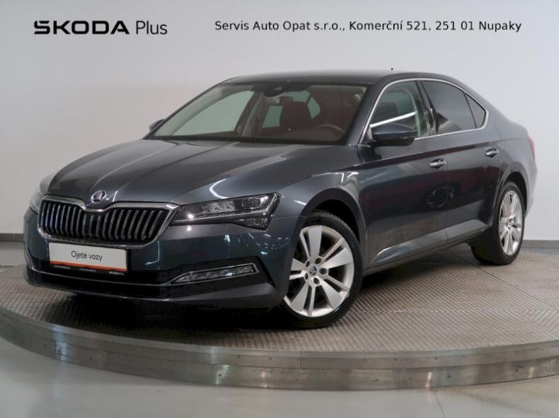 Škoda Superb - hlavní foto