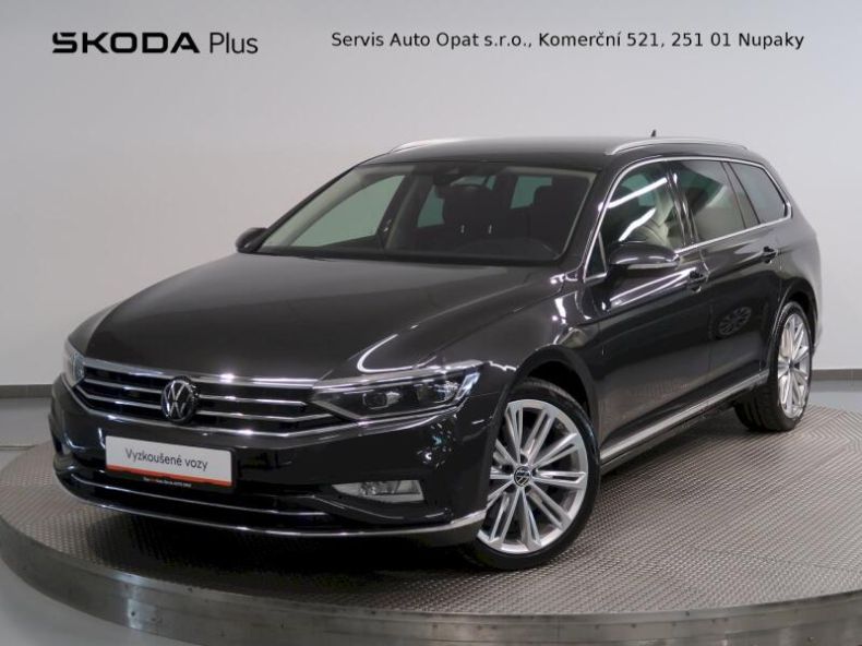 Volkswagen Passat - hlavní foto
