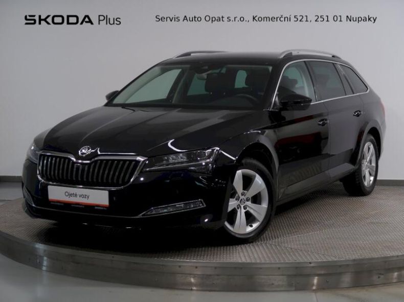 Škoda Superb - hlavní foto
