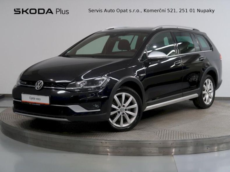 Volkswagen Golf - hlavní foto