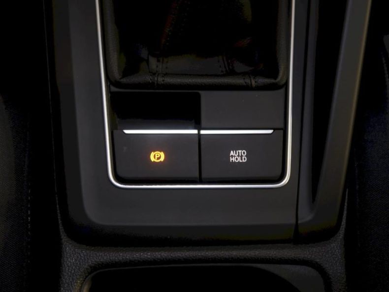 Volkswagen Golf - hlavní fotka