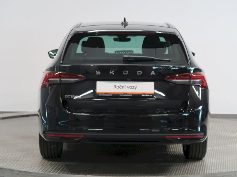 Škoda Octavia - hlavní fotka