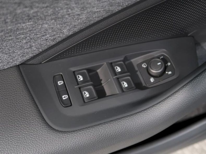 Škoda Superb - hlavní fotka