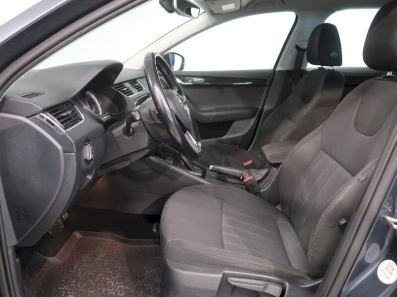 Škoda Octavia - hlavní fotka