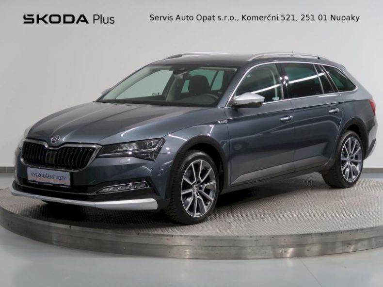 Škoda Superb - hlavní foto