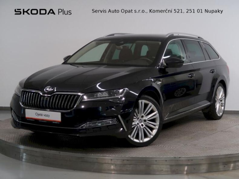 Škoda Superb - hlavní foto