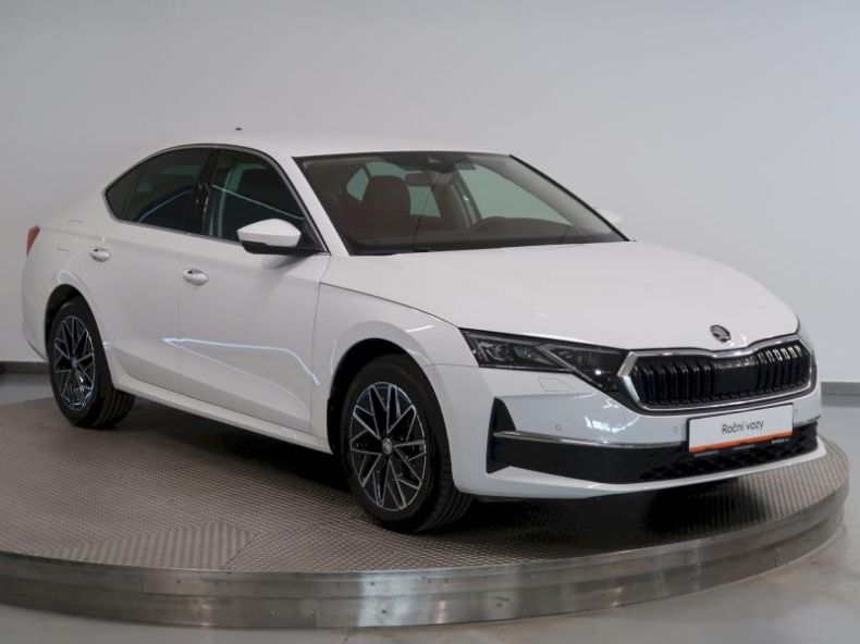 Škoda Octavia - hlavní fotka