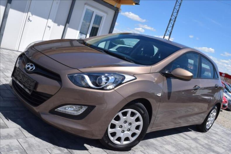 Hyundai i30 - hlavní fotka inzerátu