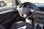 Opel Astra - fotka číslo 25
