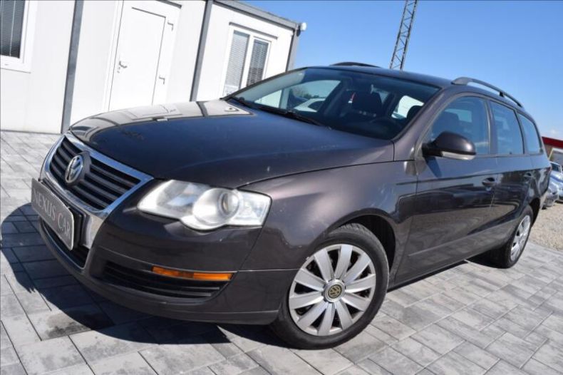 Volkswagen Passat - hlavní fotka inzerátu