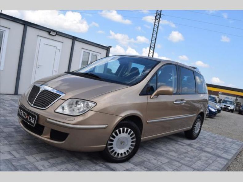 Lancia Phedra - hlavní foto