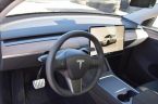 Tesla Model Y - fotka číslo 15