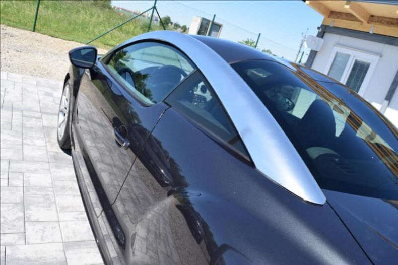 Peugeot RCZ - hlavní fotka