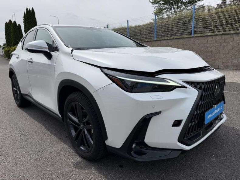 Lexus NX 350h - hlavní foto