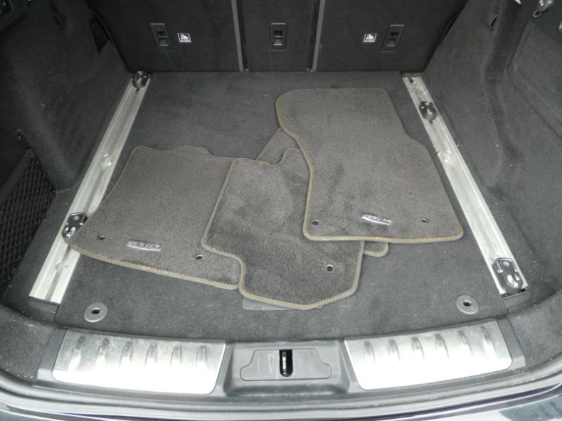 Jaguar F-Pace - hlavní fotka