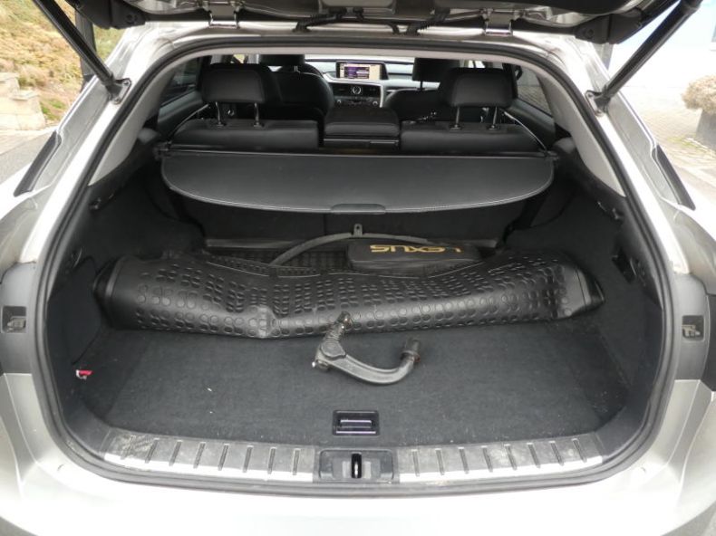 Lexus RX - hlavní fotka