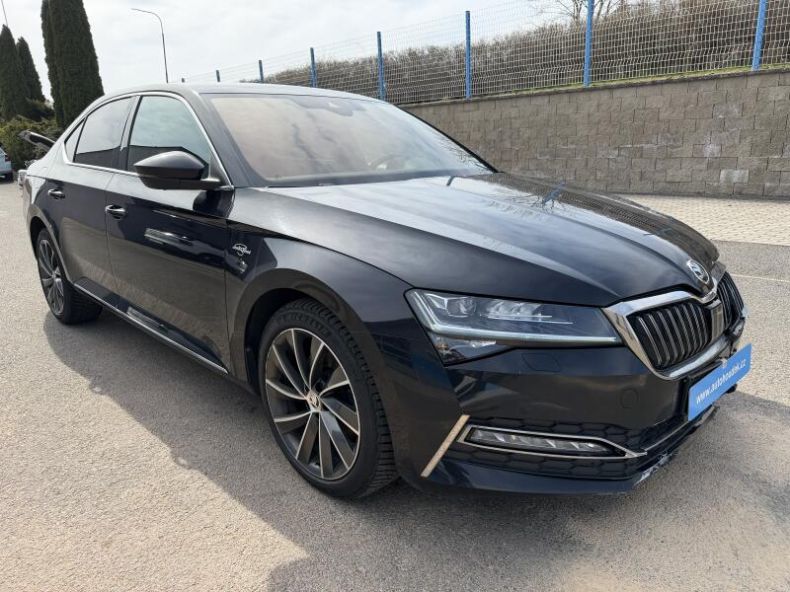 Škoda Superb - hlavní foto