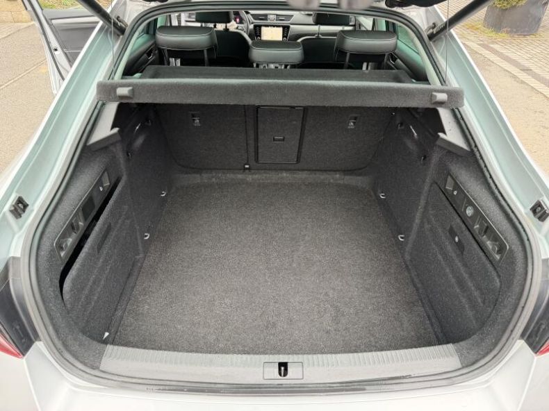 Škoda Superb - hlavní fotka