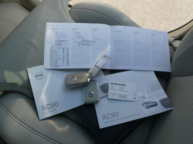 Volvo XC90 - hlavní fotka