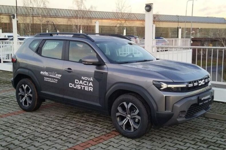 Dacia Duster - hlavní foto
