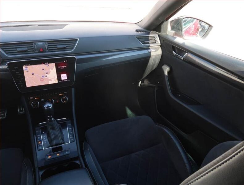 Škoda Superb - hlavní fotka