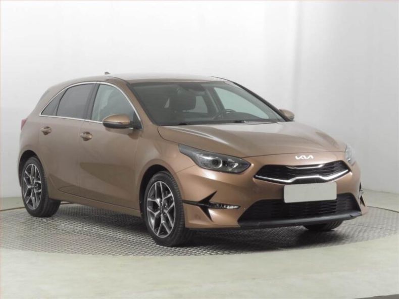 Kia Cee'd - hlavní foto