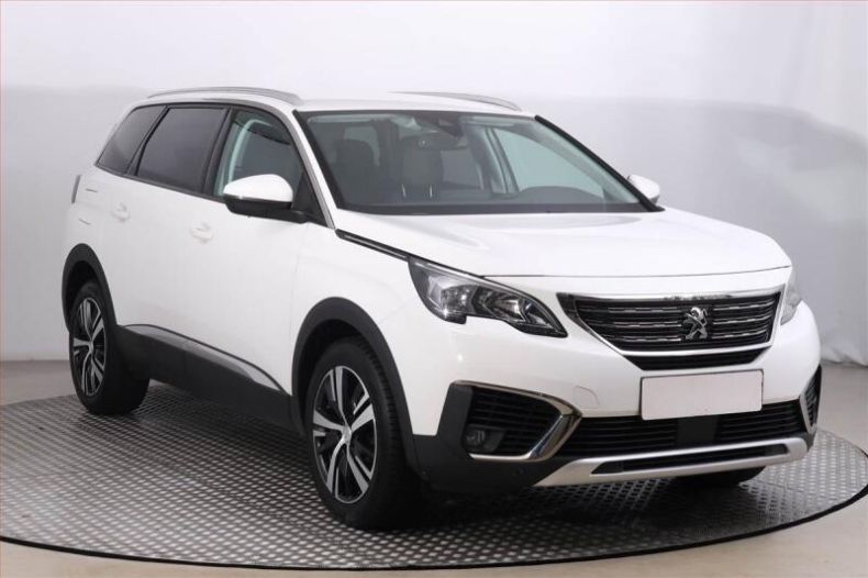 Peugeot 5008 - hlavní foto