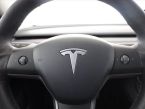 Tesla Model 3 - fotka číslo 7
