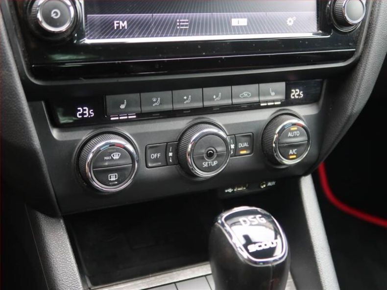 Škoda Octavia - hlavní fotka
