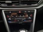 Volkswagen T-Roc - fotka číslo 16