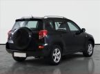 Toyota RAV 4 - fotka číslo 4