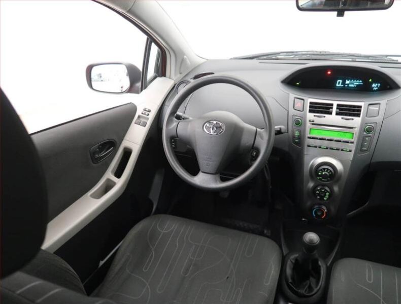 Toyota Yaris - hlavní fotka