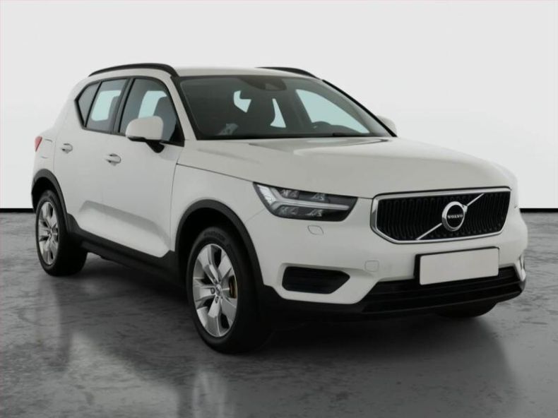 Volvo XC40 - hlavní foto