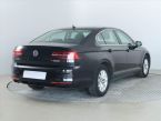 Volkswagen Passat - fotka číslo 4