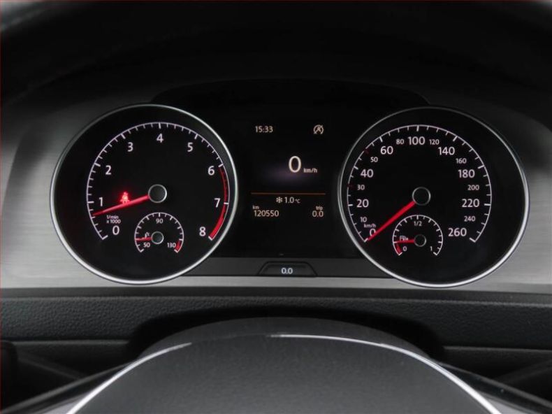 Volkswagen Golf - hlavní fotka