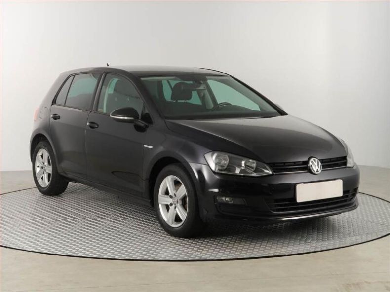 Volkswagen Golf - hlavní fotka inzerátu