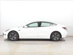 Tesla Model 3 - fotka číslo 2