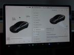 Tesla Model 3 - fotka číslo 10