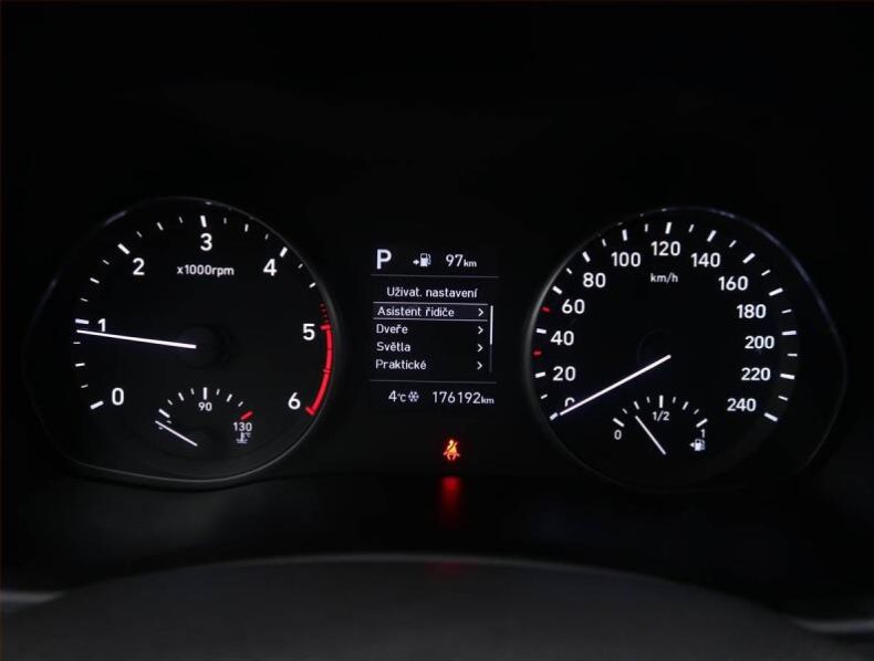 Hyundai i30 - hlavní fotka