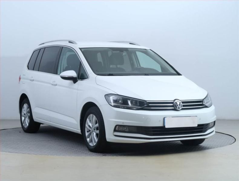 Volkswagen Touran - hlavní fotka